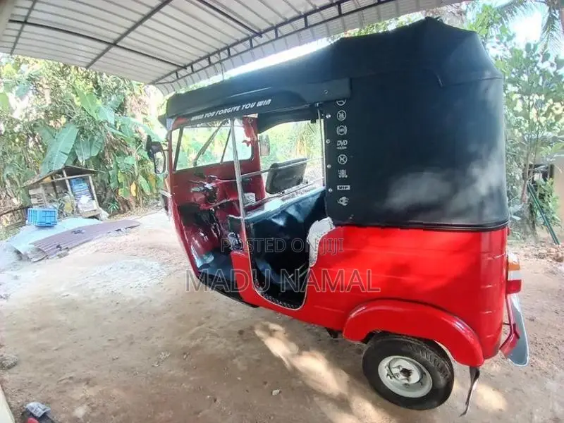 Bajaj RE 2 stroke 2006