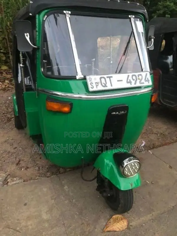 Bajaj RE 2009