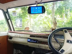 Mitsubishi Delica L300 1985