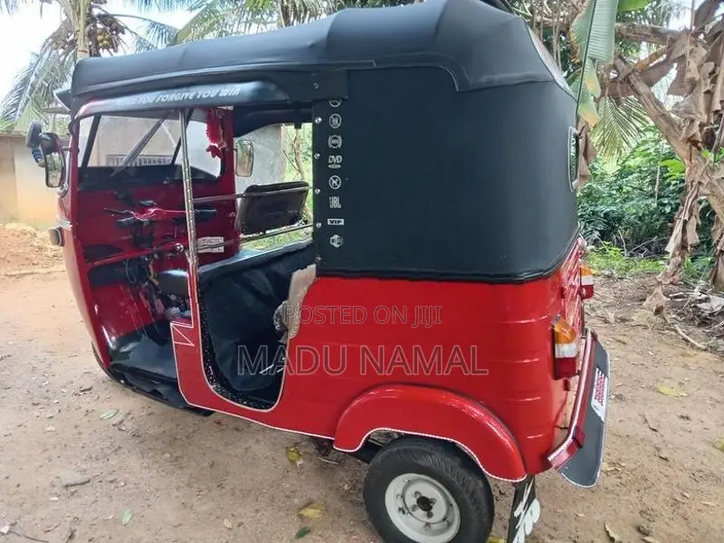 Bajaj RE 2 stroke 2006