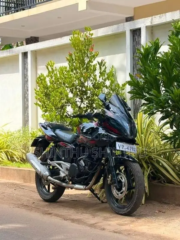 Bajaj Pulsar 180 bike 2011
