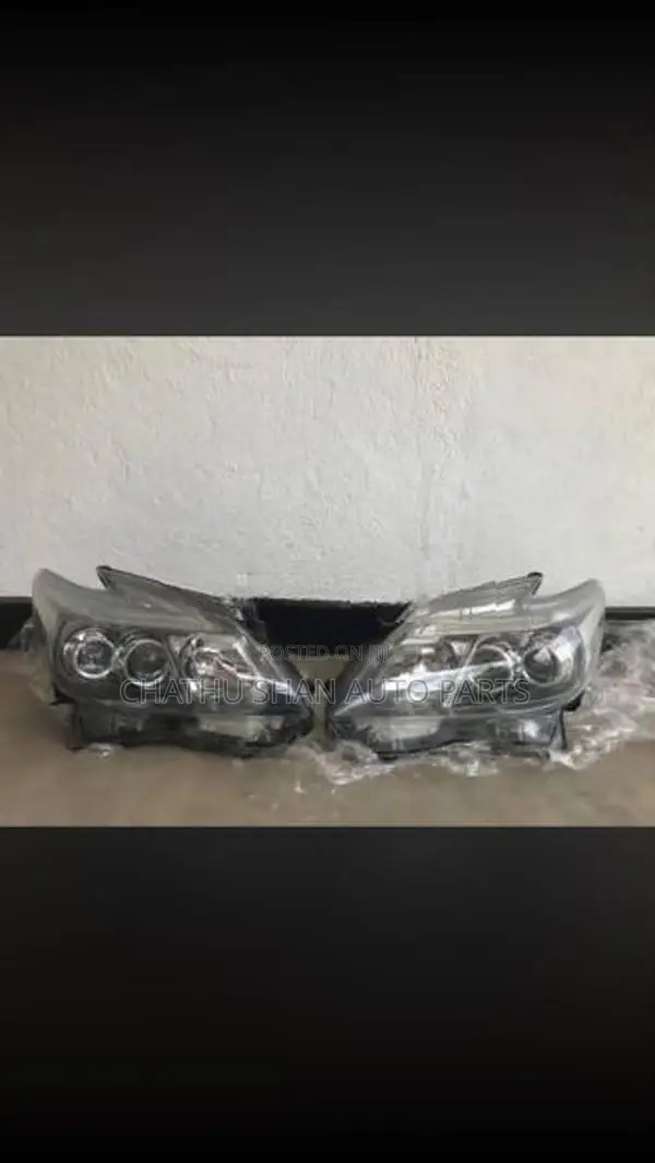 Toyota Prius head light