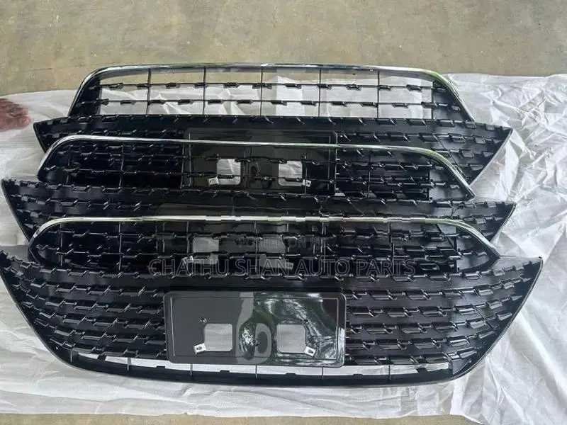 Toyota Axio 165 Lower Grille