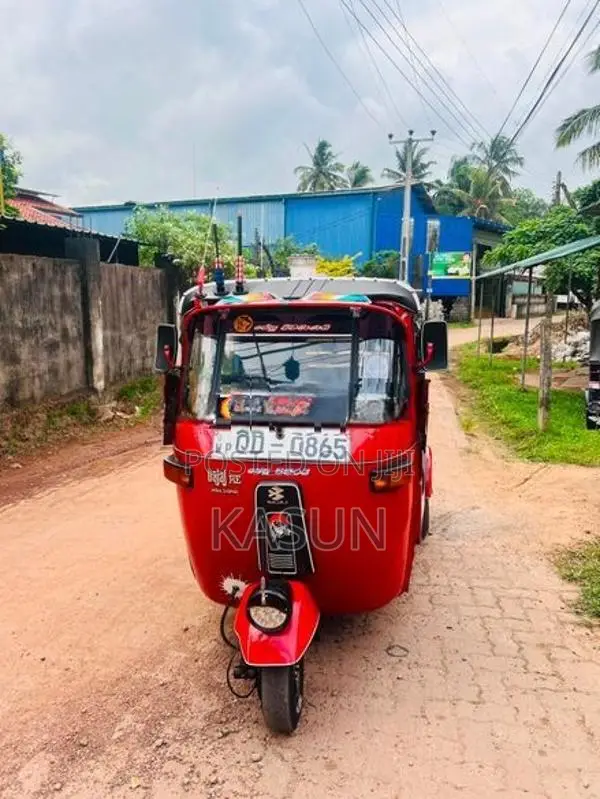 Bajaj RE threewiler 2006