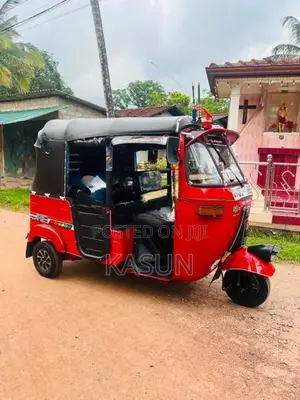 Bajaj RE threewiler 2006
