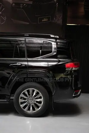 Toyota Land Cruiser Prado LC300 ZX 2024
