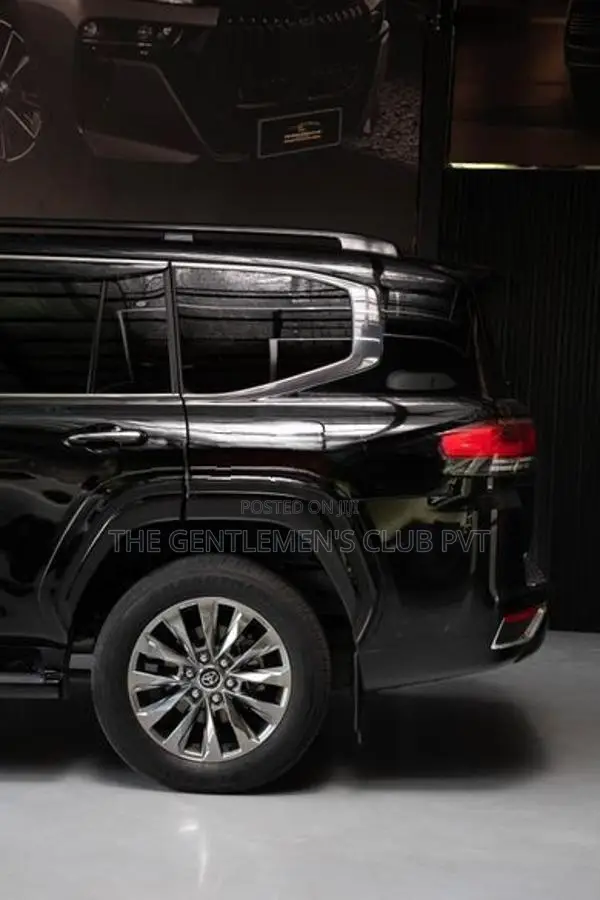 Toyota Land Cruiser Prado LC300 ZX 2024