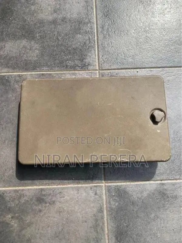 Mitsubishi Pajero v46 body panel lot