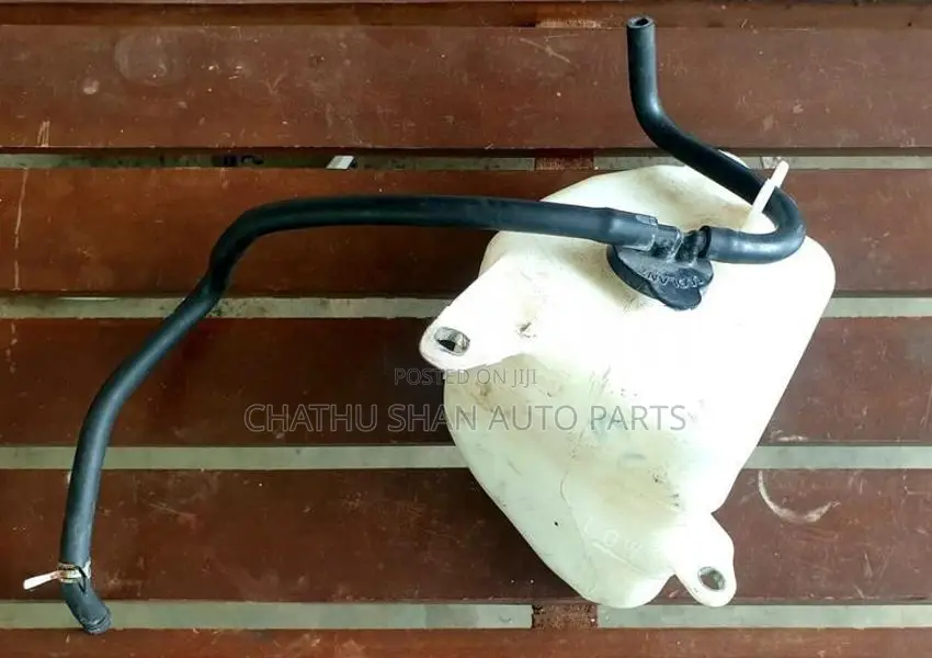 Toyota Premio 260 Washer Tank