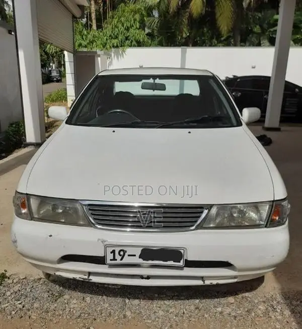 Nissan Sunny FB14 1994