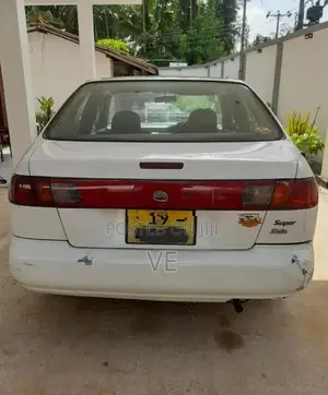 Nissan Sunny FB14 1994
