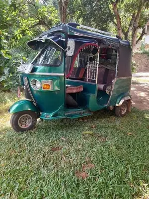 Bajaj RE brand new 2013