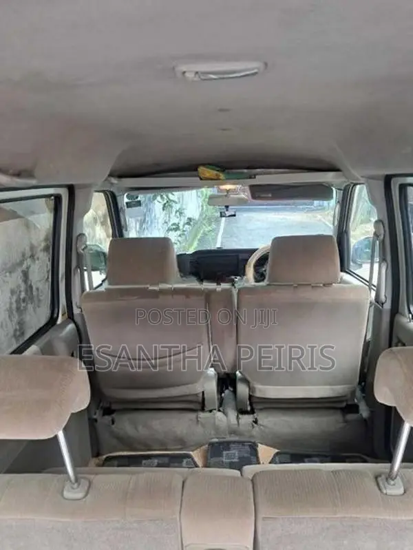 Daihatsu Attrai 2016