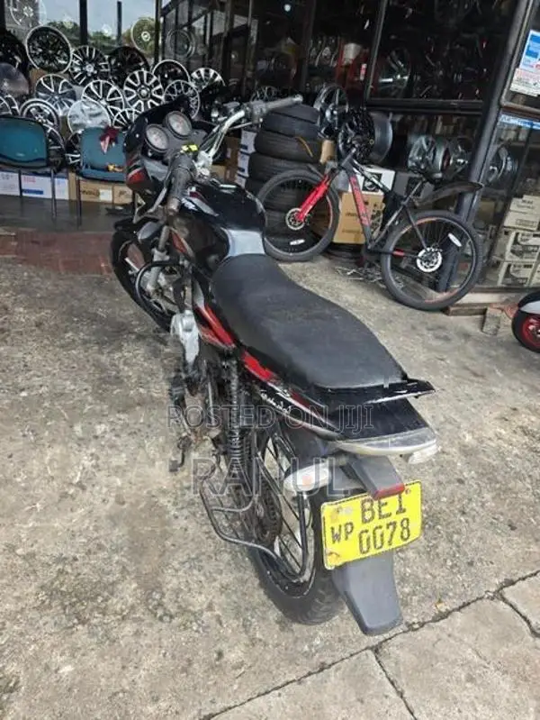Bajaj Discover 125 2016