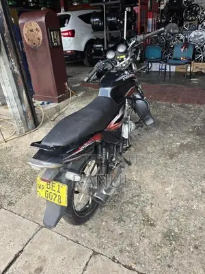 Bajaj Discover 125 2016