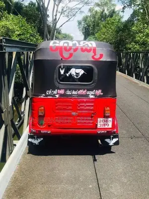 Bajaj RE 1999