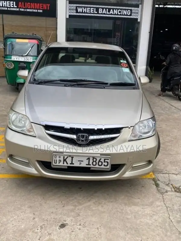 Honda Fit Aria 2006