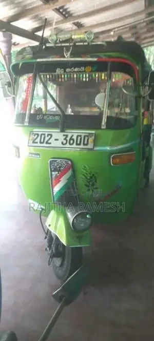 Bajaj RE 1996