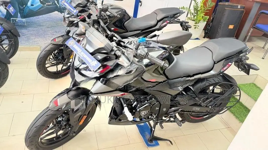 Bajaj Pulsar N160 Normal 2026