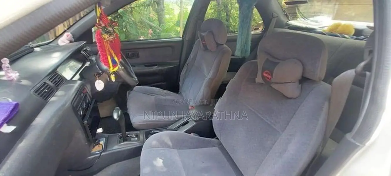 Nissan Sunny 1997