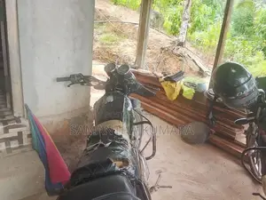 Bajaj Boxer 2000