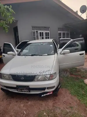 Nissan Sunny 1997