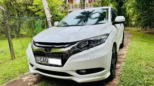 Honda Vezel 2016