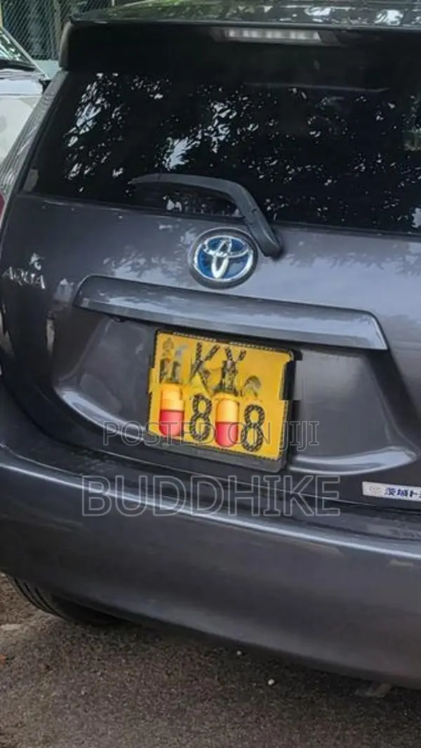 Toyota Aqua 2013