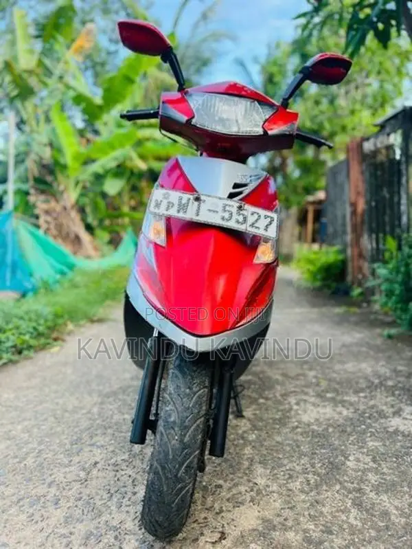 TVS Streak 2011