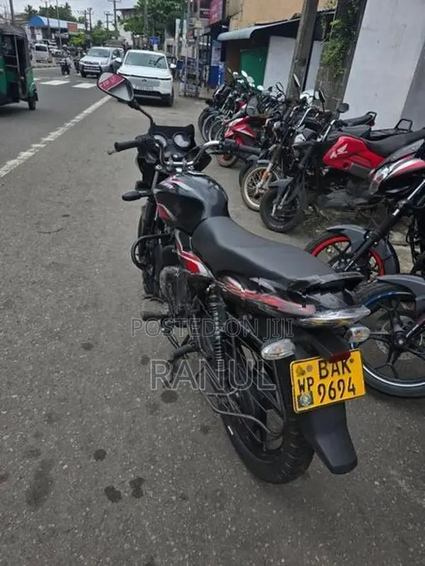 Bajaj Discover 2014