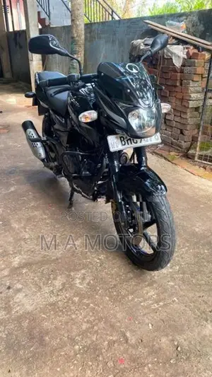 Bajaj Pulsar 150 2018