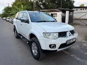 Mitsubishi Montero Sport 2011