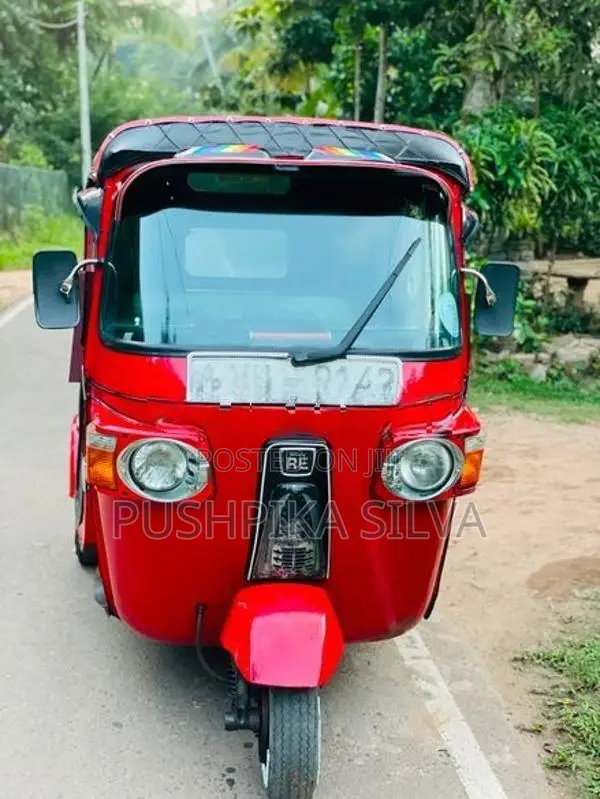 Bajaj RE 2010