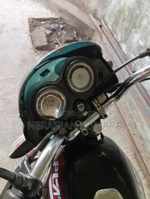 Bajaj Platina 125 2011