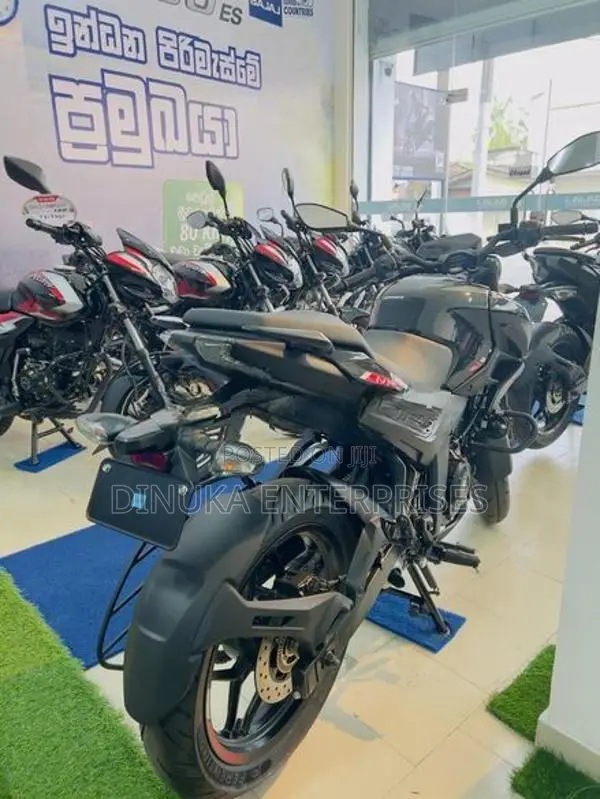 Bajaj Pulsar N160 brand new 2026