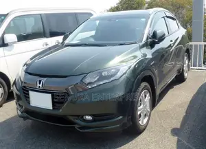 Honda Vezel RU3 Wiper Panel