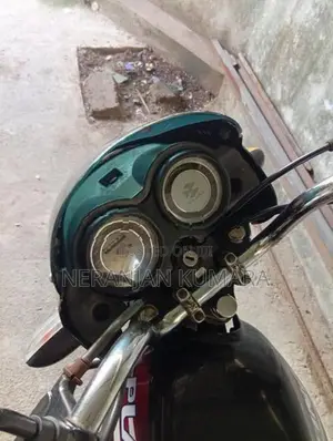 Bajaj Platina 125 2011