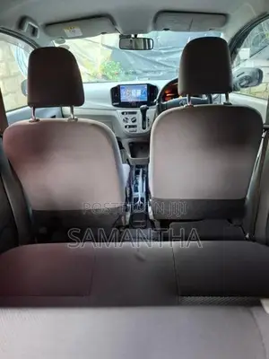 Toyota Pixis 2016