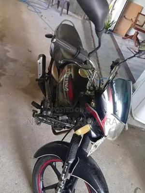 Bajaj Platina 125 2011