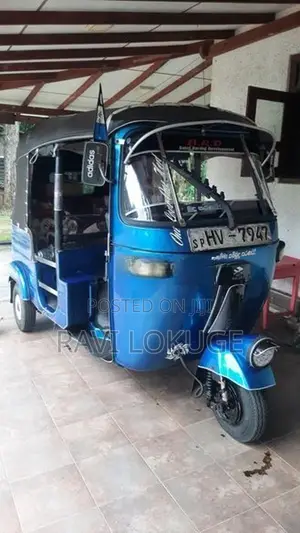Bajaj RE 2003