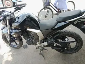 Yamaha FZs V2 2026