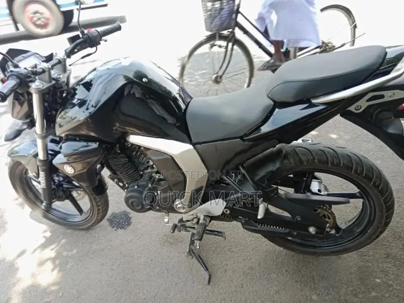 Yamaha FZs V2 2026