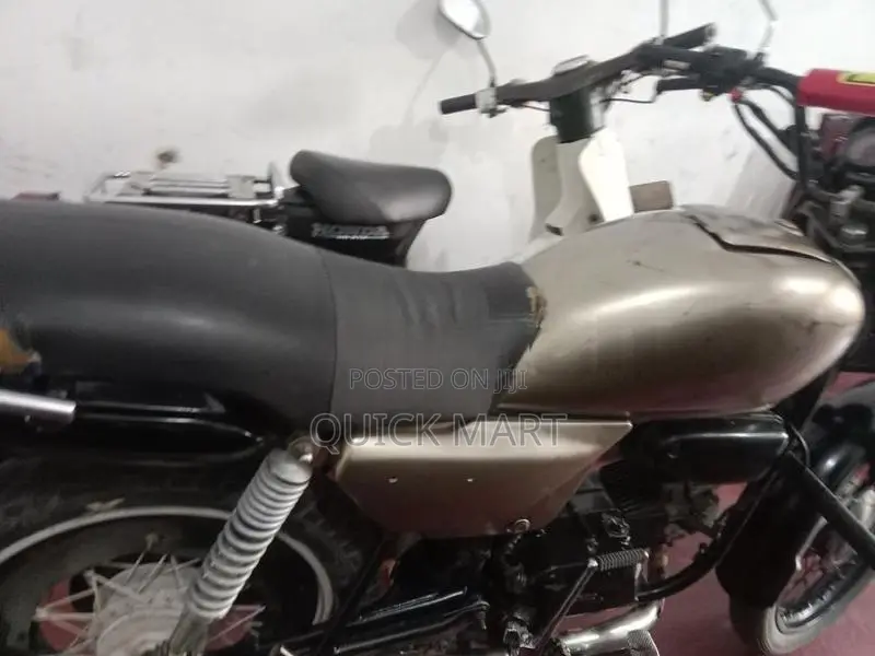 Hero Splendor Plus 2000