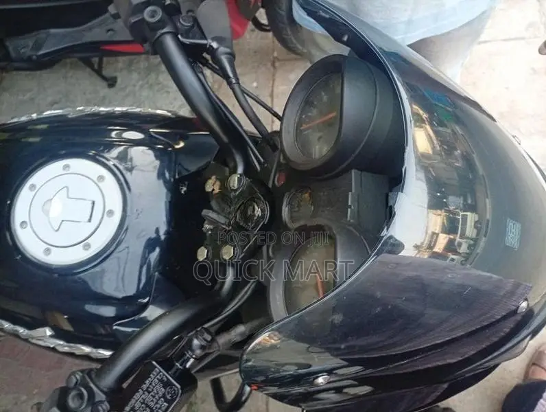 Bajaj Pulsar 180 2006