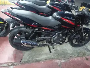 Bajaj Pulsar 150 2012