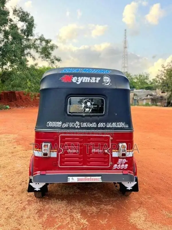Bajaj RE 2003