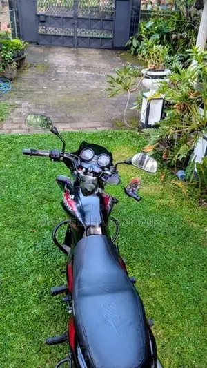 Bajaj Discover 125 2012