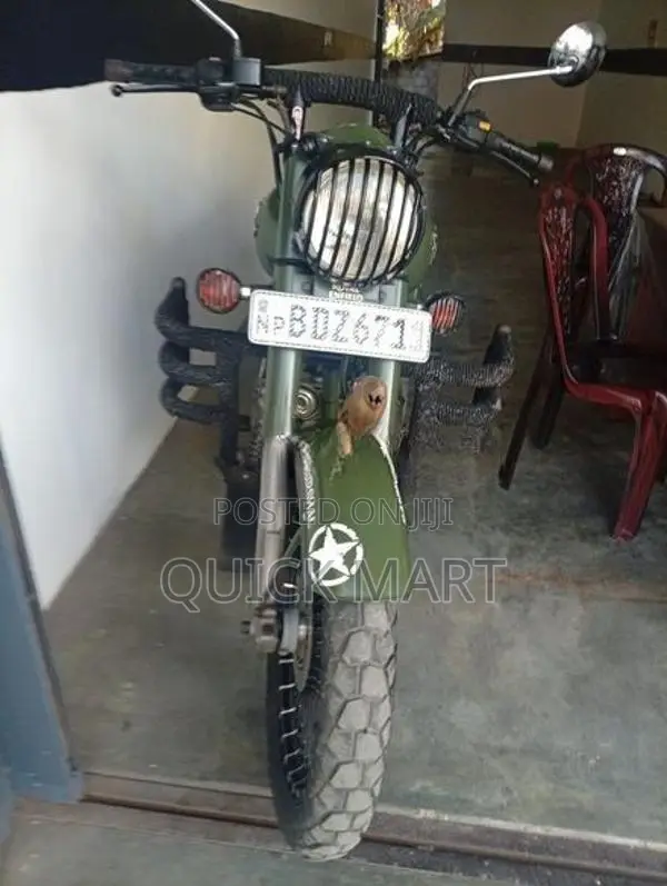 Royal Enfield Bullet 2016