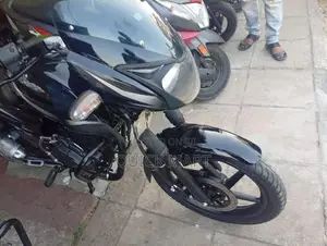 Bajaj Pulsar 180 2006