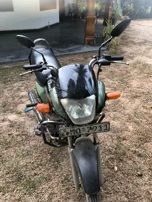 TVS Centra 2004